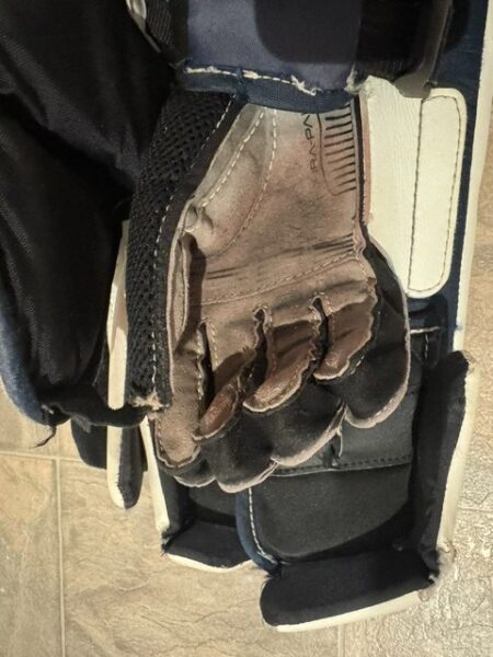 CCM Axis 2.9 Goalie Glove/Blocker (Intermediate)
