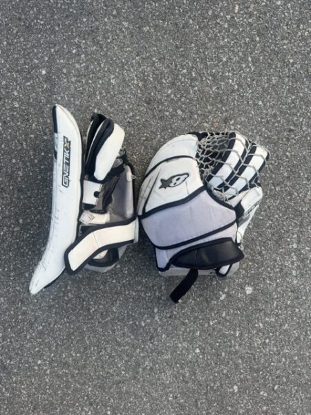 Brian's GNETiK X5 Glove and Blocker