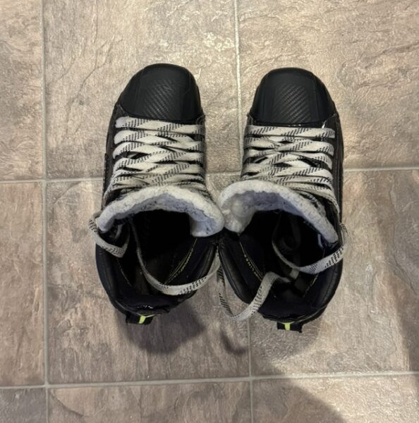 Bauer Elite Goalie Skates Intermediate Size 4