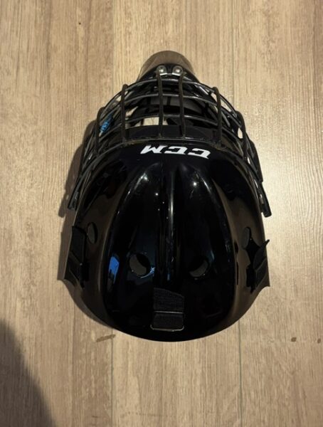 CCM 7000 Goalie Mask - Senior Small