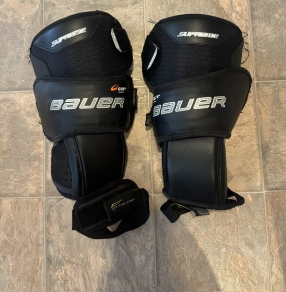 Bauer Goalie Knee Guards (Senior)