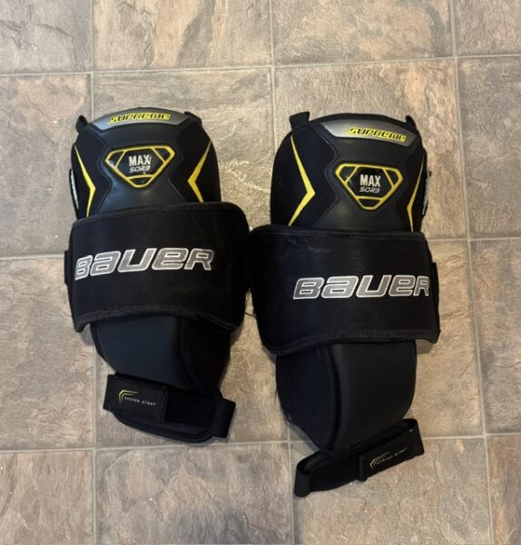 Bauer Goalie Knee Guards (Senior)