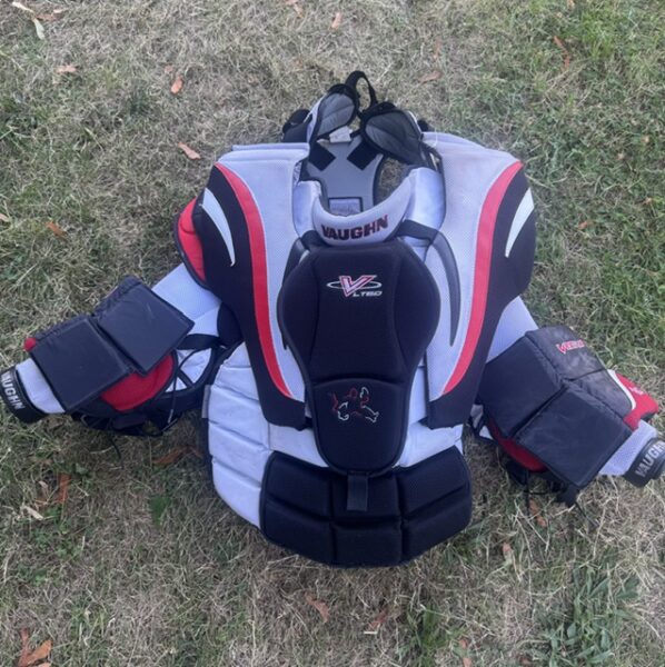 Vaughn Ventus LT60 Goalie Chest Protector (Senior Medium)