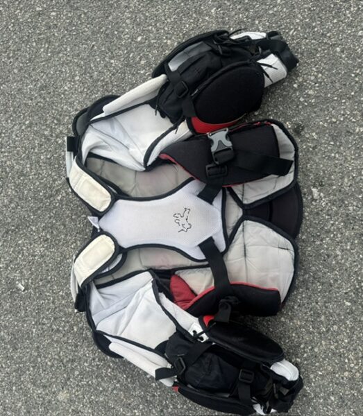 Vaughn Ventus LT90 Goalie Chest Protector (Senior Large)