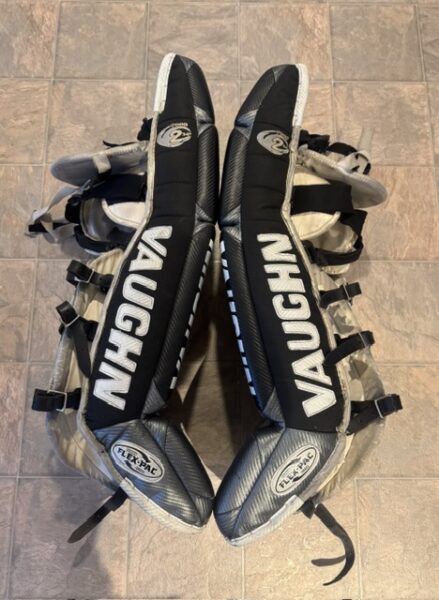Vaughn Velocity V2 Goalie Full Set (34")