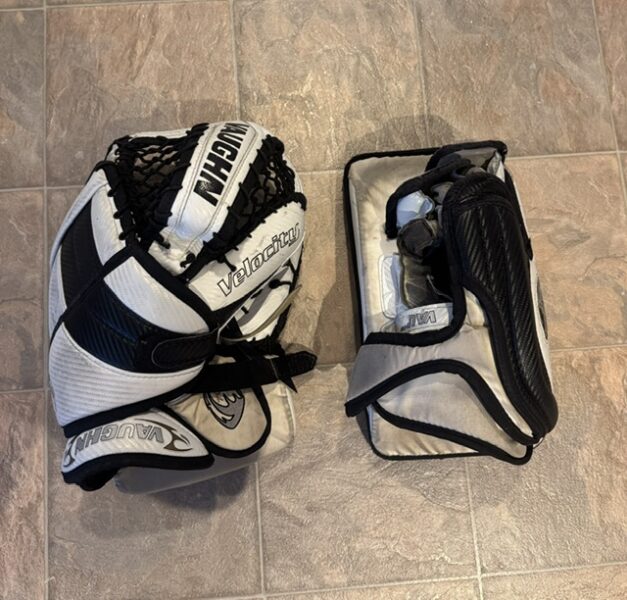 Vaughn Velocity V2 Goalie Full Set (34")